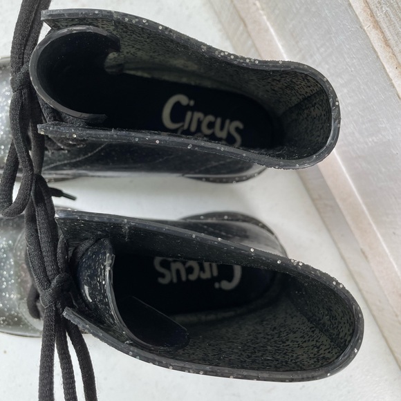 Black Glitter Boots - Picture 4 of 8